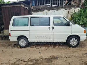 Volkswagen Transporter 2003 White