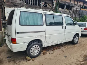 Volkswagen Transporter 2003 White