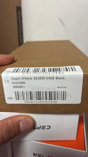 New Apple iPhone SE (2020) 128 GB Black