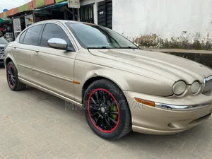 Jaguar X-Type 2007 Gold