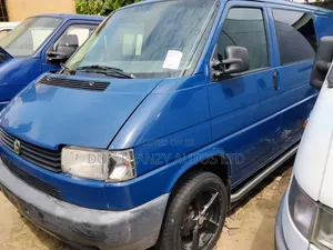 Volkswagen Transporter 2005 Blue
