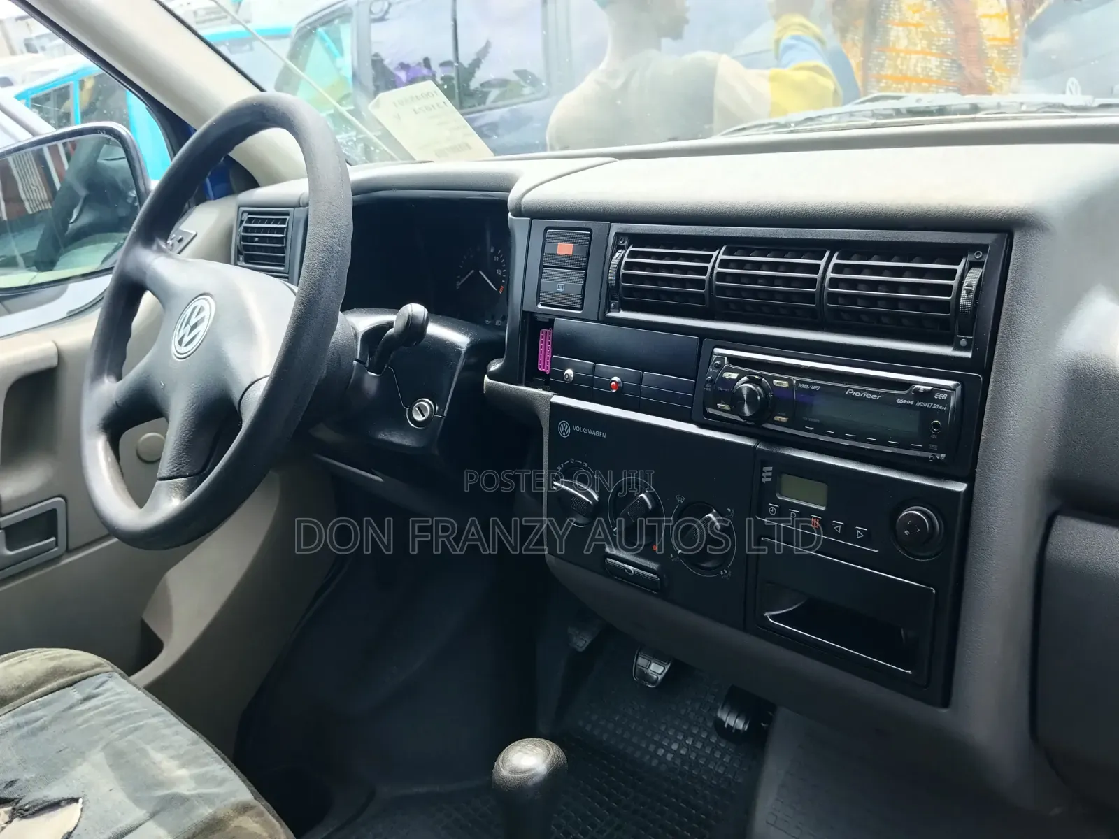 Volkswagen Transporter 2005 Blue