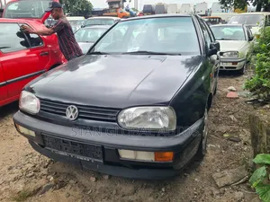 Volkswagen Golf 2002 Black
