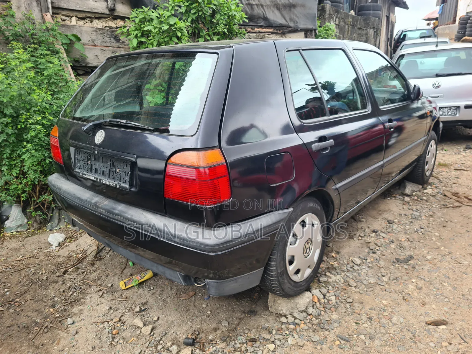 Volkswagen Golf 2002 Black