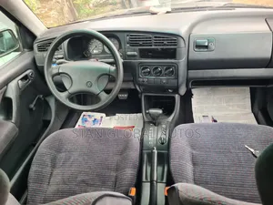 Volkswagen Golf 2002 Black