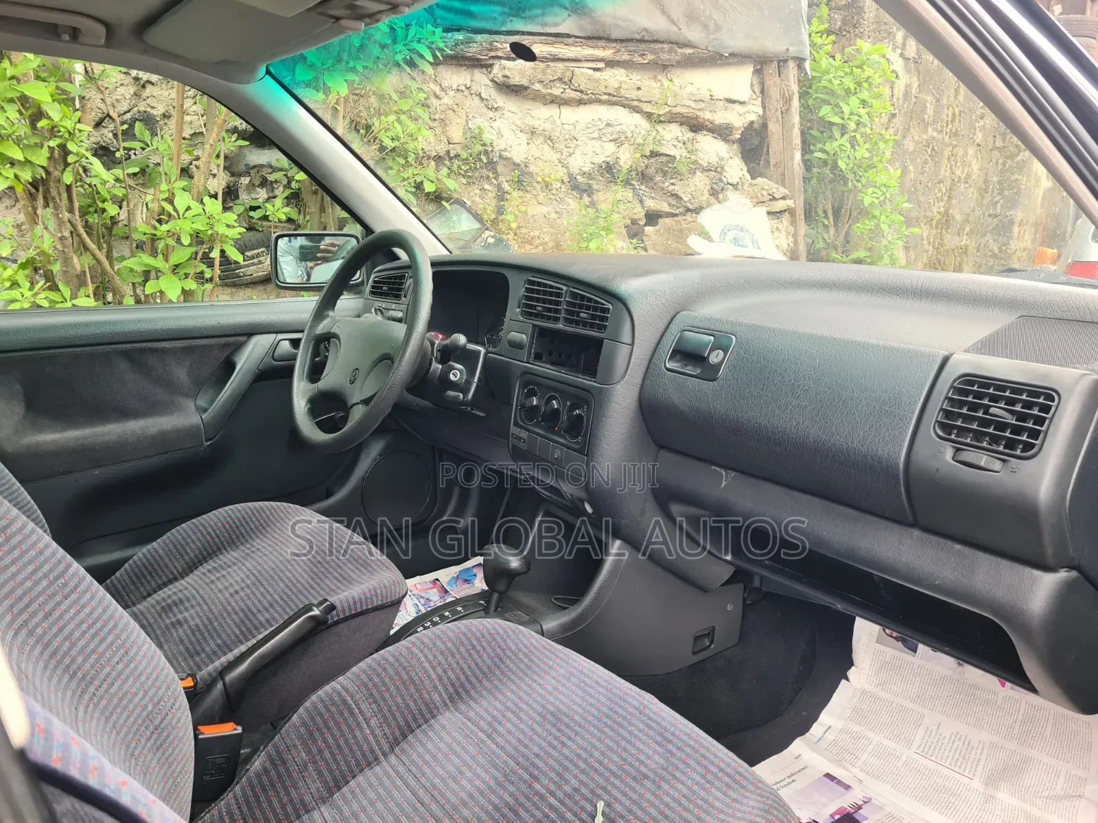 Volkswagen Golf 2002 Black