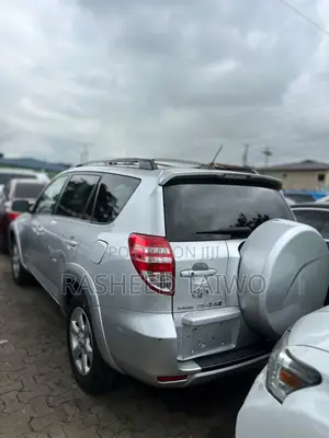 Toyota RAV4 2.5 Limited 4x4 2010 Silver