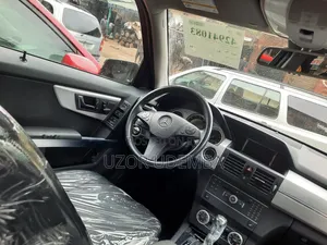 Mercedes-Benz GLK-Class 2011 Black