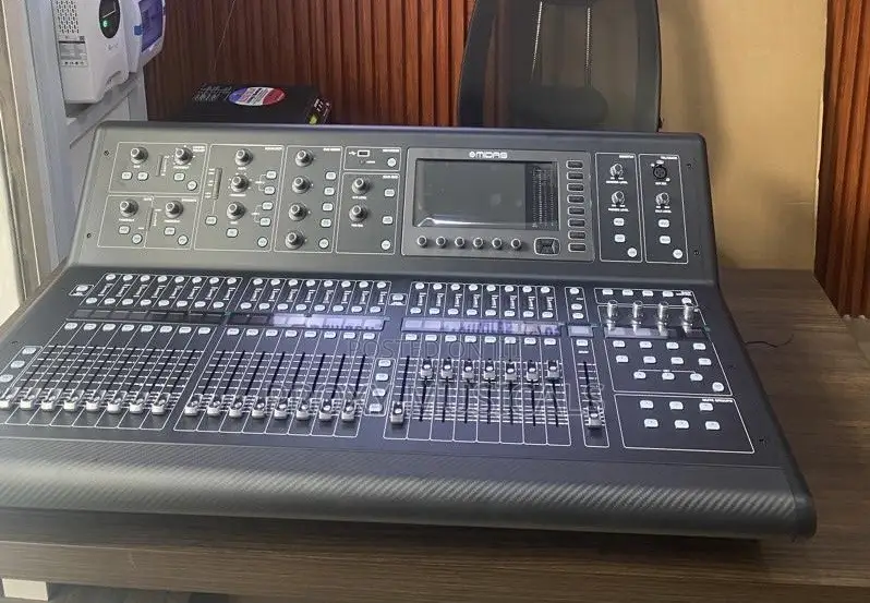 Midas M32 Live Digital Mixer