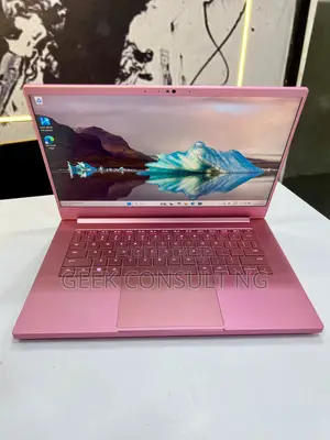 Laptop Razer Blade Advanced 16GB AMD Ryzen 9 SSD 1T