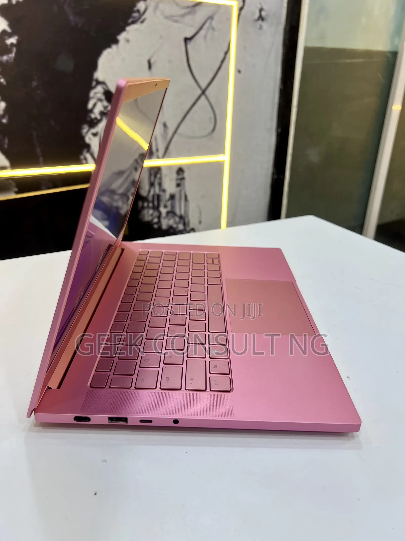 Laptop Razer Blade Advanced 16GB AMD Ryzen 9 SSD 1T