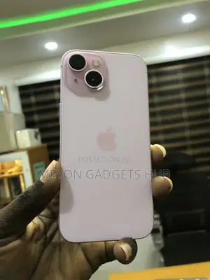 Apple iPhone 15 128 GB Pink