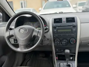 Toyota Corolla 2008 Gray