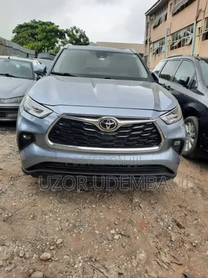 Toyota Highlander 2020 Blue