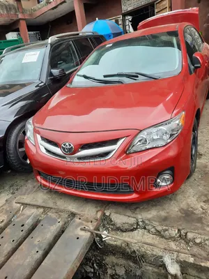 Toyota Corolla 2013 Red