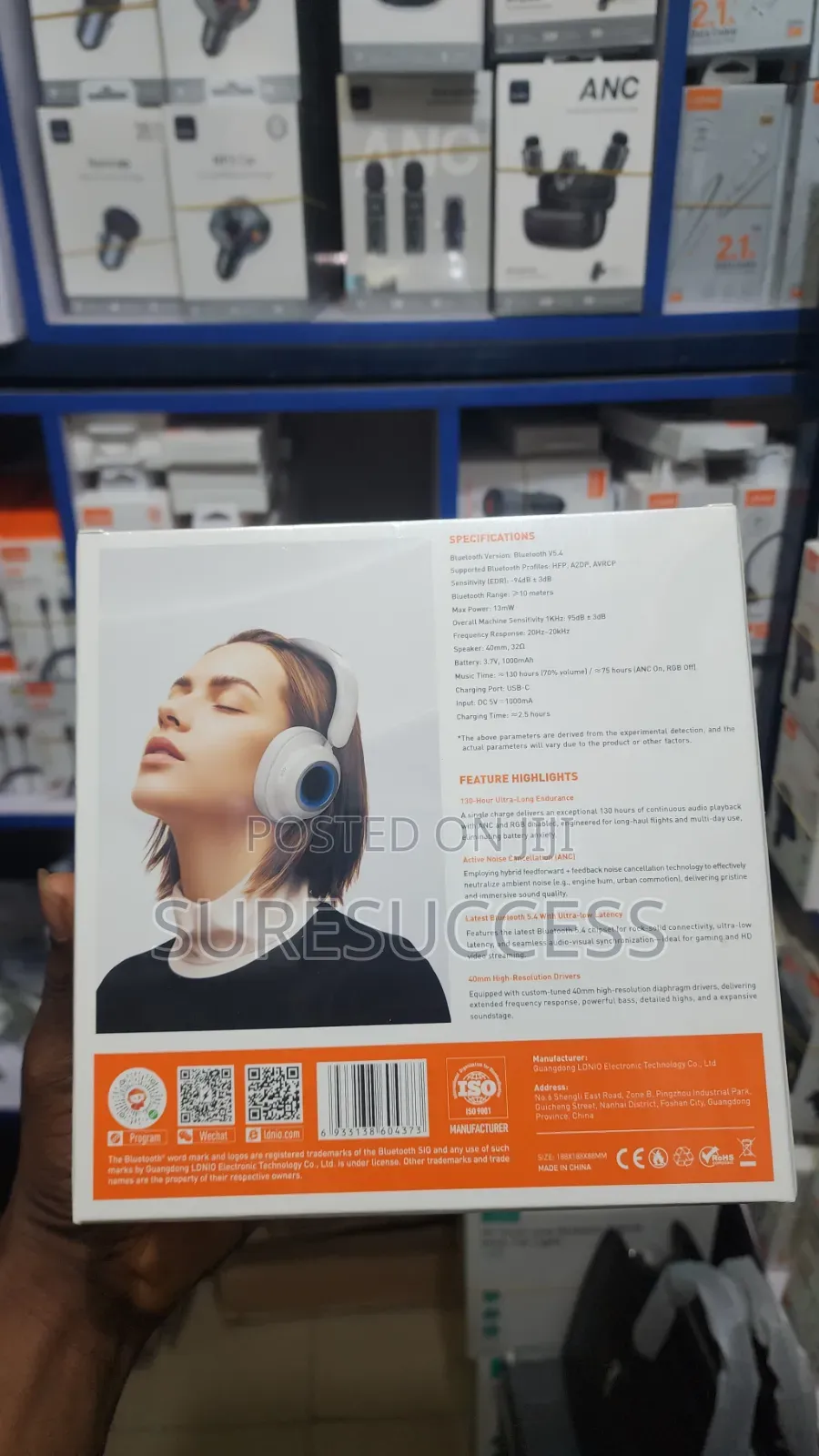 AActive Noise Cancellation Headphone