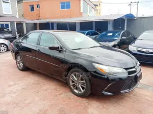 Toyota Camry 2017 Black
