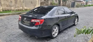Toyota Camry SE 4dr Sedan (2.5L 4cyl 6A) 2014 Black