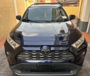 Toyota RAV4 2019 Blue