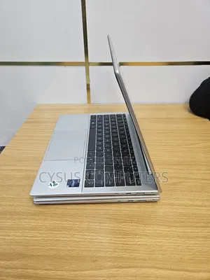 Laptop HP Dragonfly G3 32GB Intel Core i7 SSD 512GB