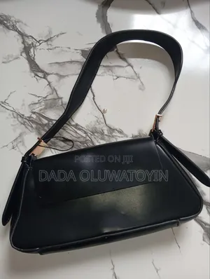 Beautiful Quality Black Bag