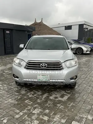 Toyota Highlander 2010 Silver