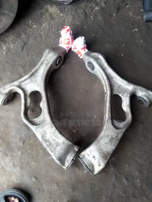 Low Arms for Audi Q7 . Available in Bulk. Original 100%