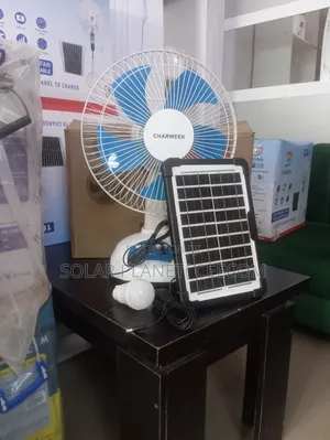 12" Solar/Rechargeable Table Fan