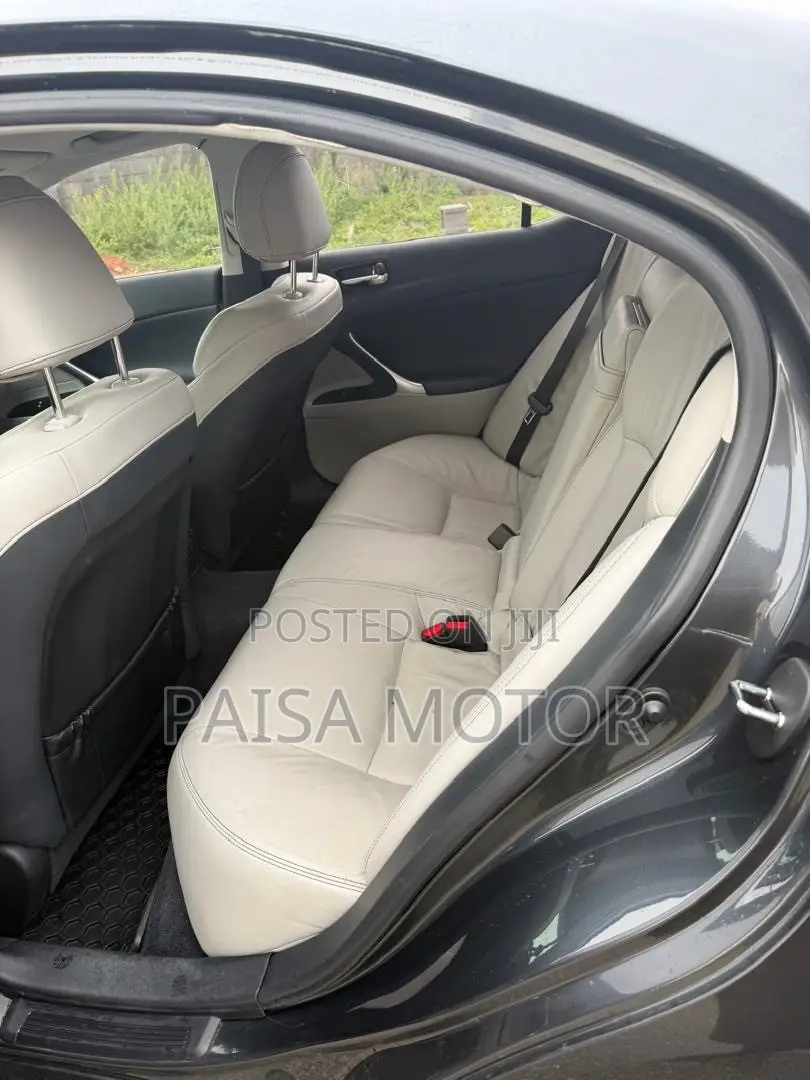 Lexus IS 250 AWD Automatic 2011 Black