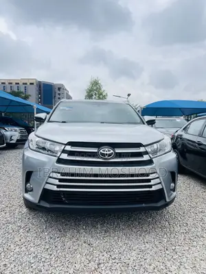 Toyota Highlander Limited 4x4 V6 (3.5L 6cyl 8A) 2017 Silver