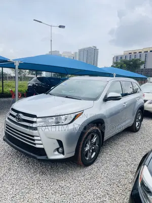 Toyota Highlander Limited 4x4 V6 (3.5L 6cyl 8A) 2017 Silver