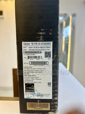 New Laptop MSI Vector 16 HX AI A2XWIG 32GB Intel Core Ultra 9 SSD 2T