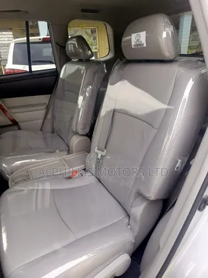 Toyota Highlander 2012 Silver