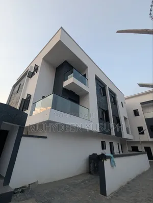 4bdrm Duplex in Allen Avenue for rent