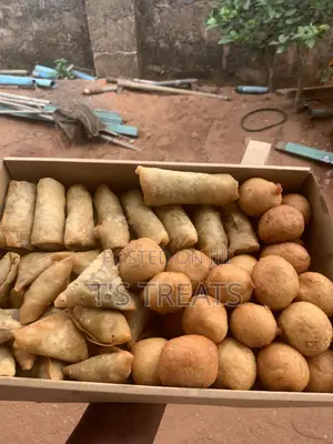 Small Chops/Pastry Box