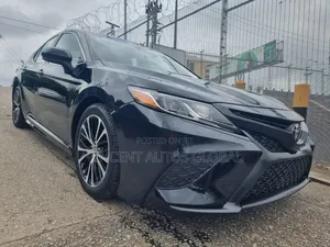 Toyota Camry SE (2.5L 4cyl 8A) 2019 Black