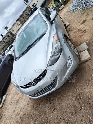 Hyundai Elantra 2013 Silver