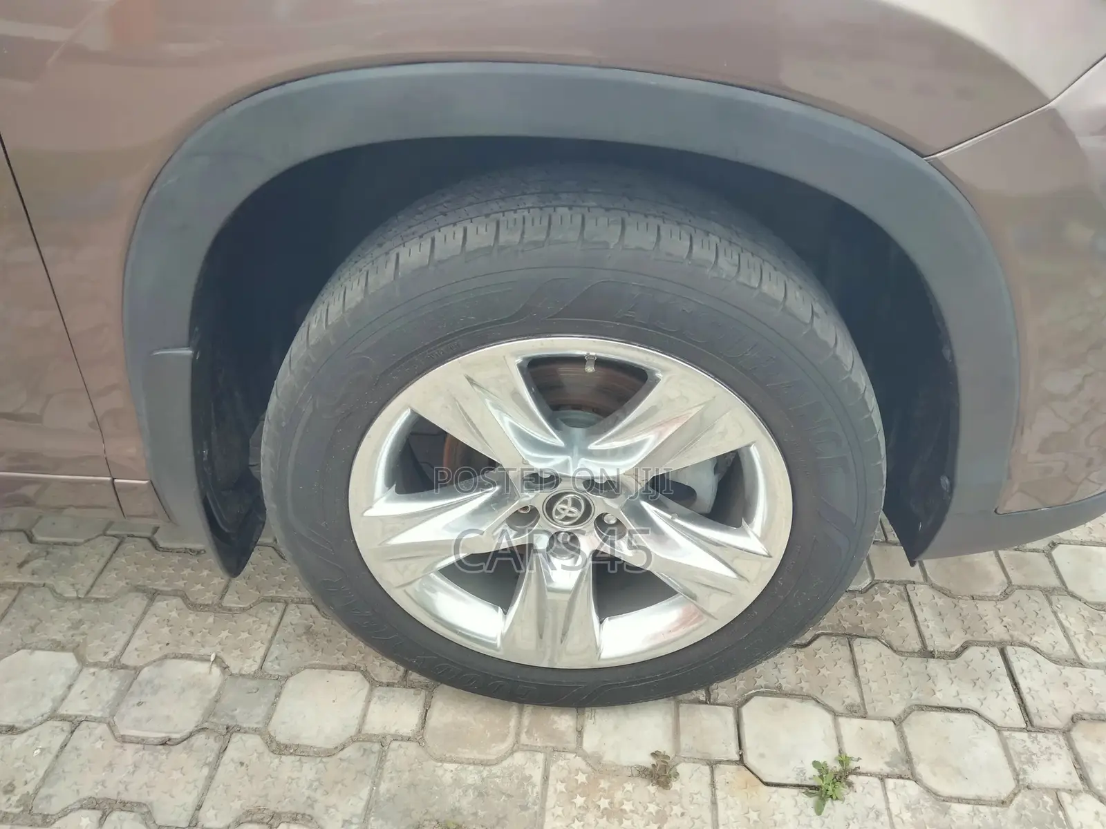 Toyota Highlander 2019 Brown