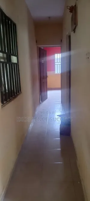 2bdrm Block of Flats in Princess Abiola Str, Council for rent