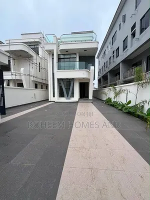5bdrm Duplex in Secured Area, Lekki Phase 1 for sale