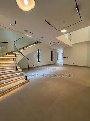5bdrm Duplex in Secured Area, Lekki Phase 1 for sale