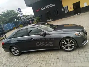 Mercedes-Benz E350 2016 Blue