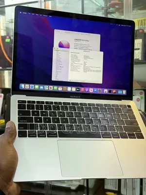 Laptop Apple MacBook Air 2019 8GB Intel Core i5 SSD 256GB