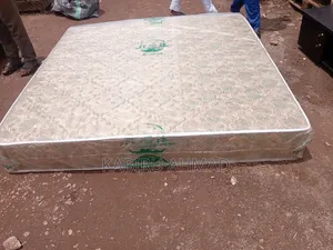 A Brand New 8ench Moka Foam Mattress 6 by 6