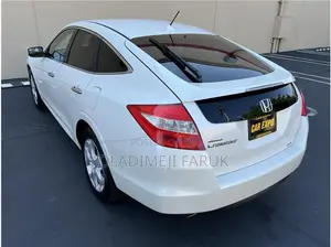 Honda Crosstour 2011 White