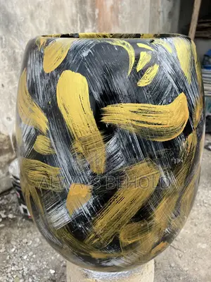 Luxury Decorative Planter / Outdoor Art Décor