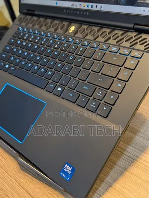 Laptop Alienware M16 R2 16GB Intel Core Ultra 7 SSD 1T