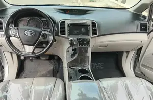 Toyota Venza Limited 4dr Wagon AWD (3.5L 6cyl 6A) 2014 Silver
