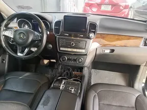 Mercedes-Benz GLE-Class 2017 Black