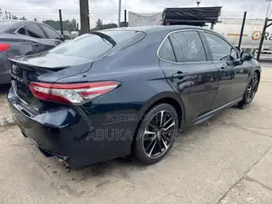 Toyota Camry XSE (2.5L 4cyl 8A) 2019 Teal